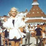 Marilyn Monroe durante le riprese di "A qualcuno piace caldo"