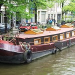 Amsterdam, una house boat sul canale