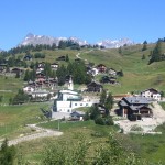 Il villaggio di Chamois conserva una rara atmosfera familiare