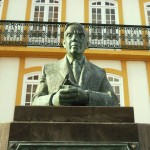 Vitorino Nemesio busto