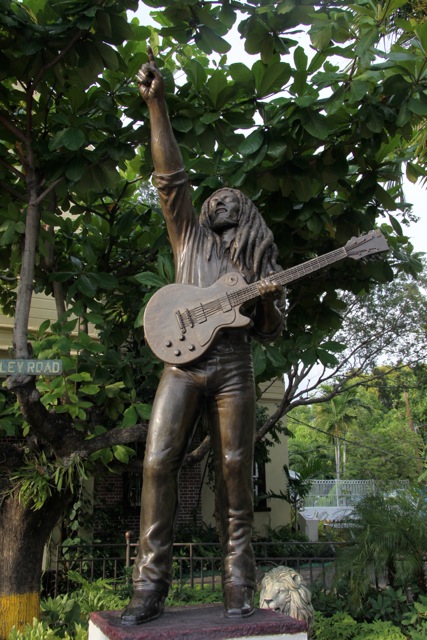 La statua al Museo di Marley