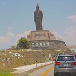 La statua dedicata al 'padre' degli indios Conin