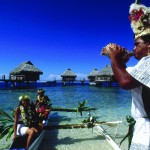 Sull'isola Moorea durante la cerimonia