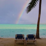 L'arcobaleno davanti al Lagoon Resort di Aiututaki