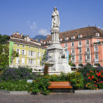 La splendida Piazza Walther