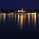 Arona di notte