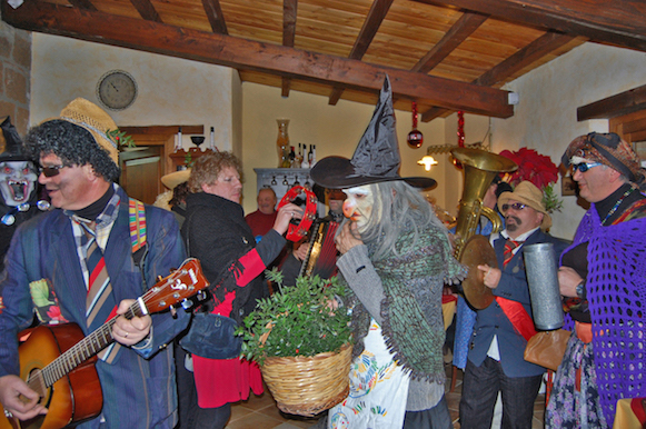 In Toscana altro esempio di coppie di befanoni