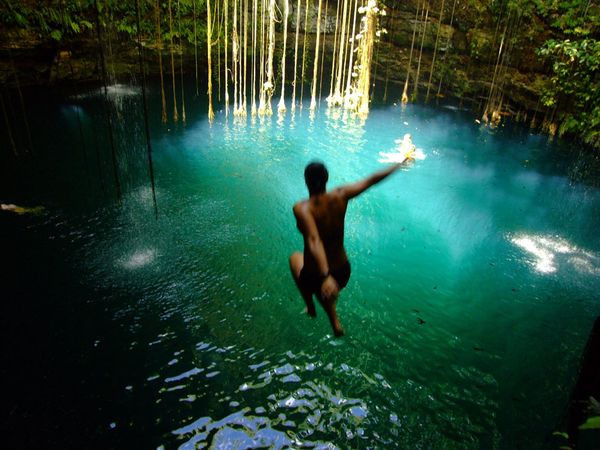 un-tuffo-nel-cenotes