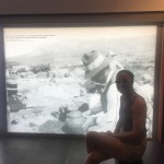 Al Museo davanti la foto degli scavi