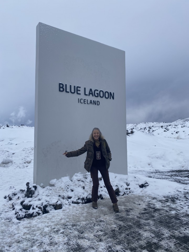 Davanti alla Blue Lagoon (vicino all'aeroporto)