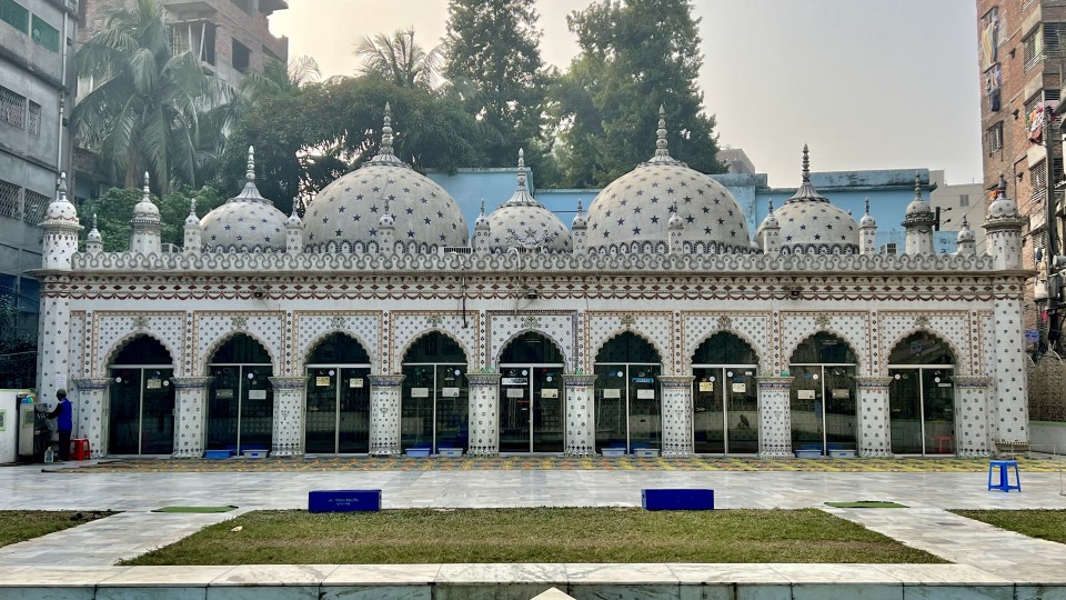 dhaka-mosque-star