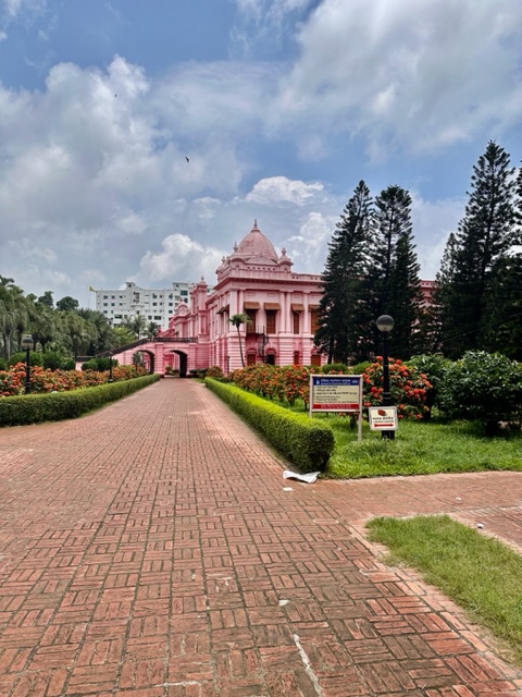 ingresso-del-museo-ahsan-manzil