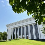 Tashkent tra la piazza Amir Temir e il Baazar Chorsu