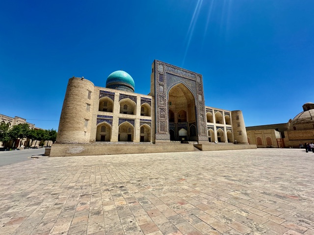 Gironzolando per il centro Unesco di Bukhara